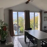 Malibaix Apartament *
